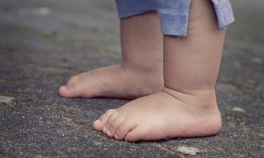 pierwsze buty do chodzenia
